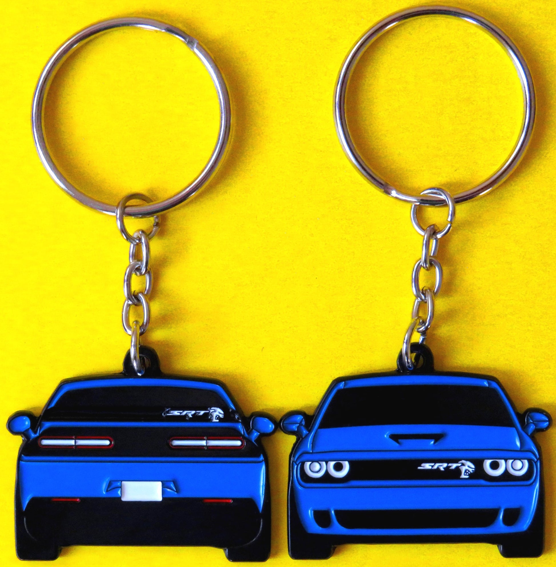Keychain that fits on a key fob cover For B5 Blue Challenger SRT Hellcat key ring gift idea for car guys, car enthusiasts, gearheads, petrolhead, gearhead, and more. Gifts for boyfriend, girlfriend, mother, father, brother, sister, him, her, mom, dad and much more. Redeye jet tag double sided. 392 and 345 hemi or SRT, RT, and R/T.
