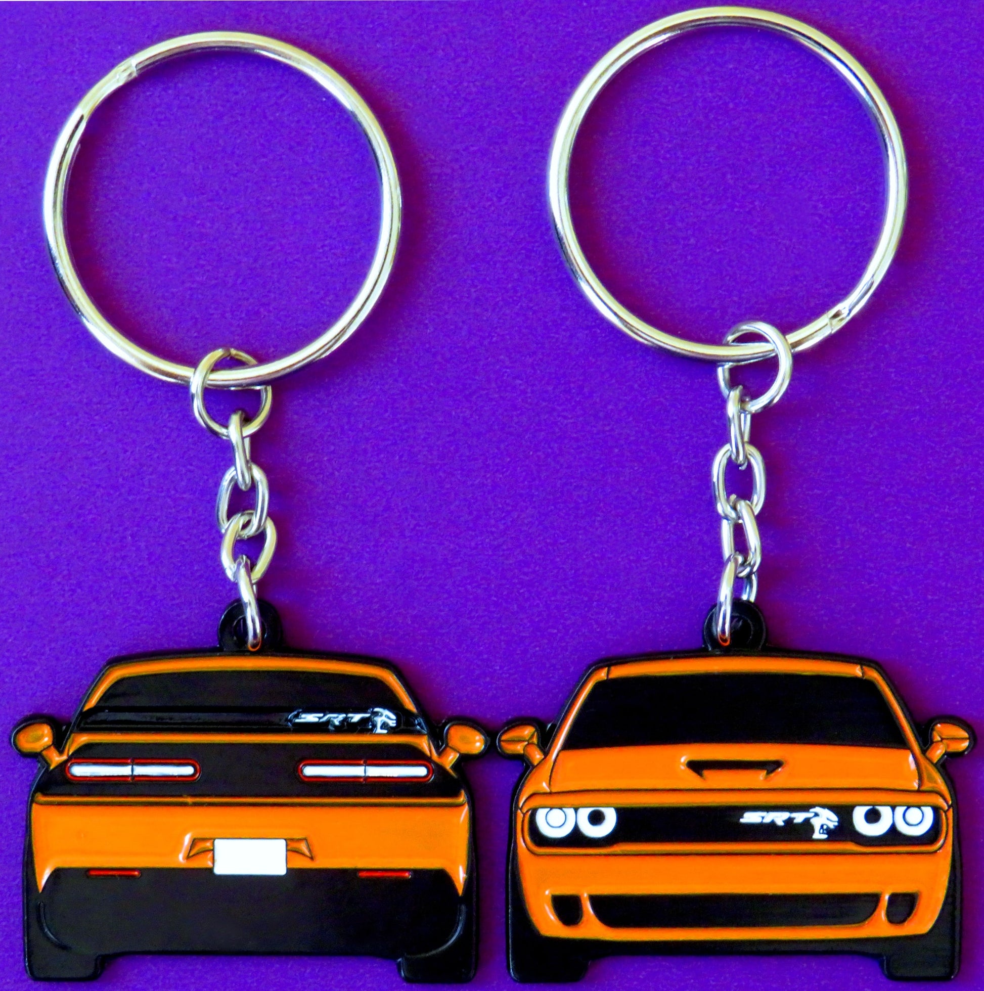 Keychain that fits on a key fob cover For Go Mango Orange Challenger SRT Hellcat key ring gift idea for car guys, car enthusiasts, gearheads, petrolhead, gearhead, and more. Gifts for boyfriend, girlfriend, mother, father, brother, sister, him, her, mom, dad and much more. Redeye jet tag double sided. 392 and 345 hemi or SRT, RT, and R/T.