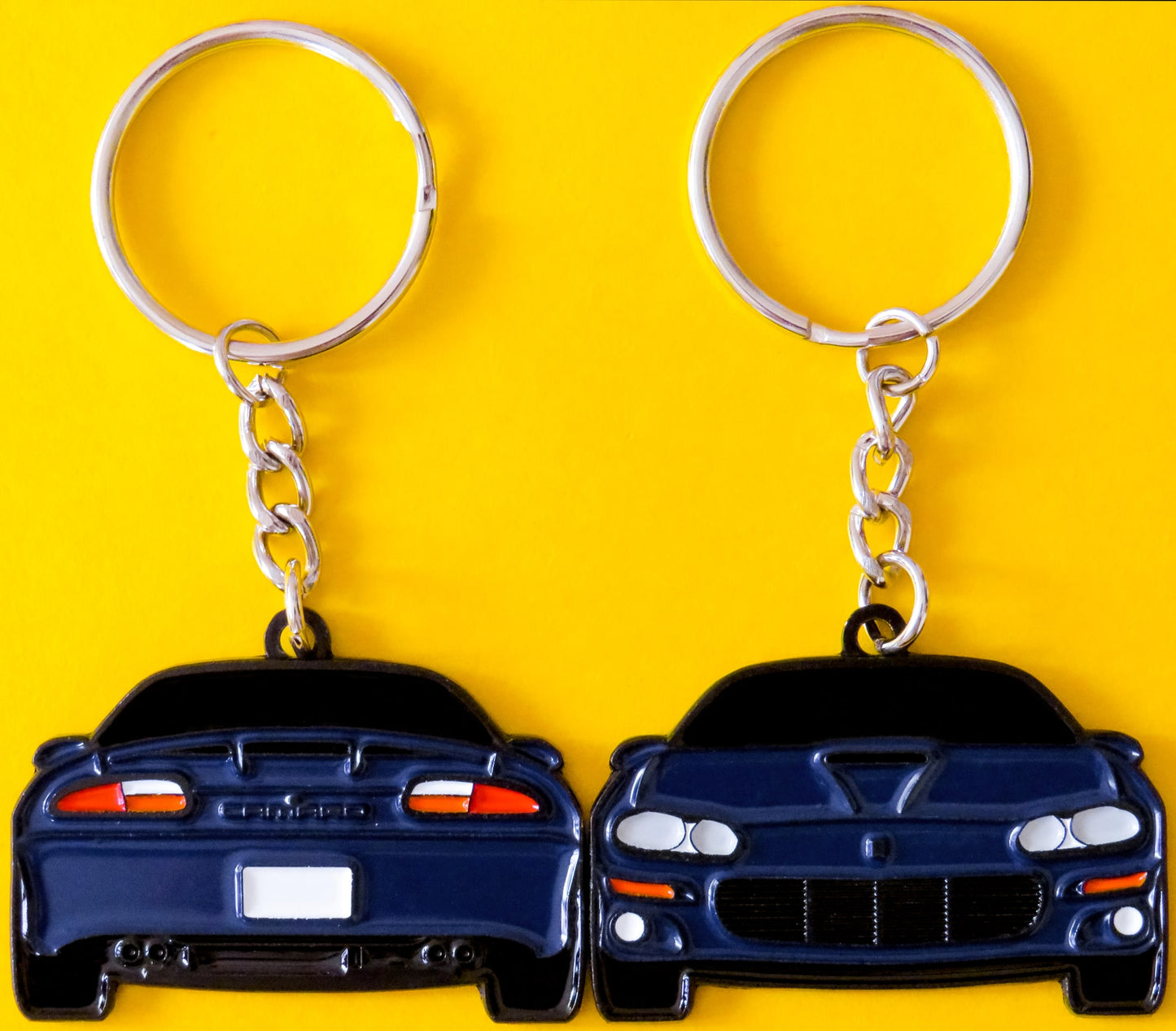 Enamel Keychain Pin Patch Lanyard that fits on a key fob For Chevy Camaro SS RS ZL1 1LE, Z28, and Z/28 4TH Generation 6th Gen American muscle car accessories, jet tag, key ring gift ideas for car guys, car enthusiasts, gearheads, father, mother, dad, mom, him, her, boyfriend, girlfriend and more. The ultimate keychain for Catfish Camaro owners fans and enthusiasts