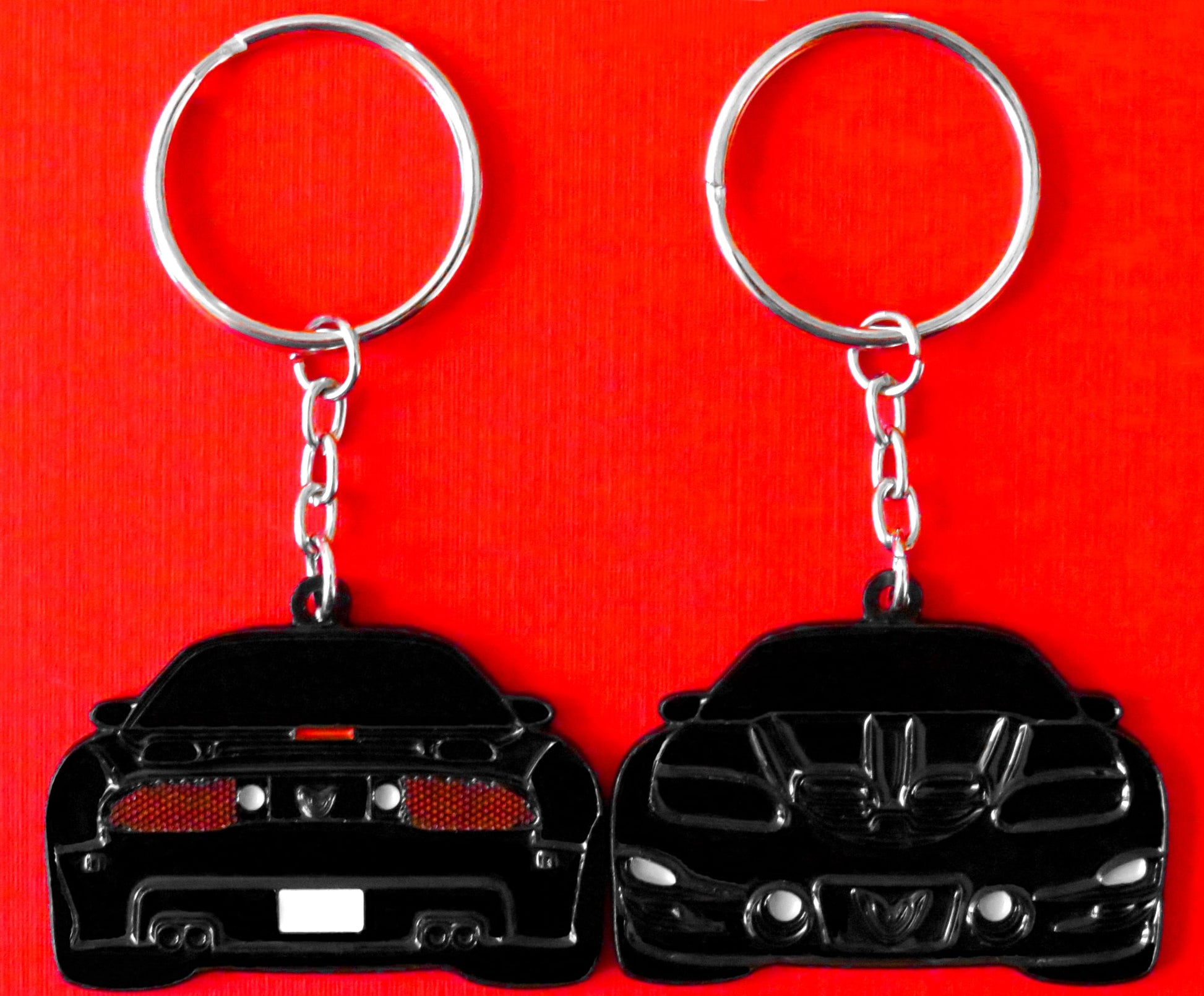 Black Pontiac Trans Am WS6 Formula Firebird Keychain Gift For Car Enthusiasts, Car Guys, Gearheads, Father, Dad, Mother, Mom, Boyfriend, Him, Girlfriend, Her, and more. American muscle car enamel pin patch unique gift idea. Jet tag key ring lanyard for Pontiac owners and fans.