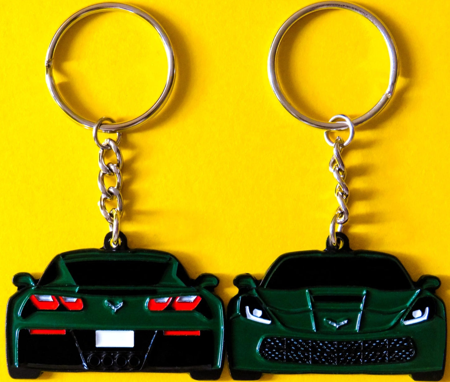 Lime Rock Green Chevrolet Chevy C7 Corvette Stingray Z06 ZR1 Keychain Gift For Car Enthusiasts, Car Guys, Gearheads, Father, Dad, Mother, Mom, Boyfriend, Him, Girlfriend, Her, and more. American muscle car enamel pin patch unique gift idea. Jet tag key ring that fits on a key fob cover for Chevy owners and fans.