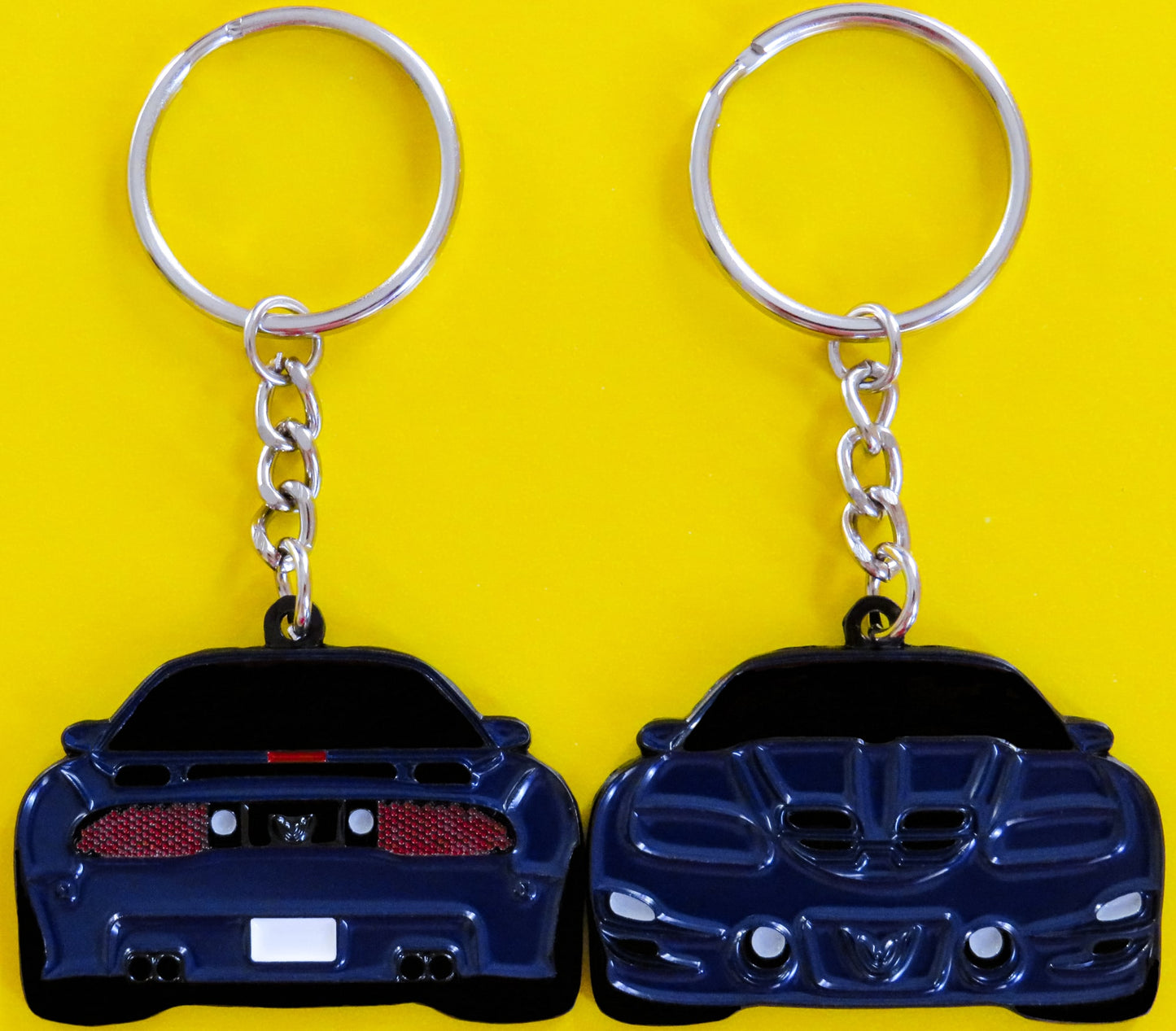Navy Dark Blue Pontiac Trans Am WS6 Formula Firebird Keychain Gift For Car Enthusiasts, Car Guys, Gearheads, Father, Dad, Mother, Mom, Boyfriend, Him, Girlfriend, Her, and more. American muscle car enamel pin patch unique gift idea. Jet tag key ring lanyard for Pontiac owners and fans.