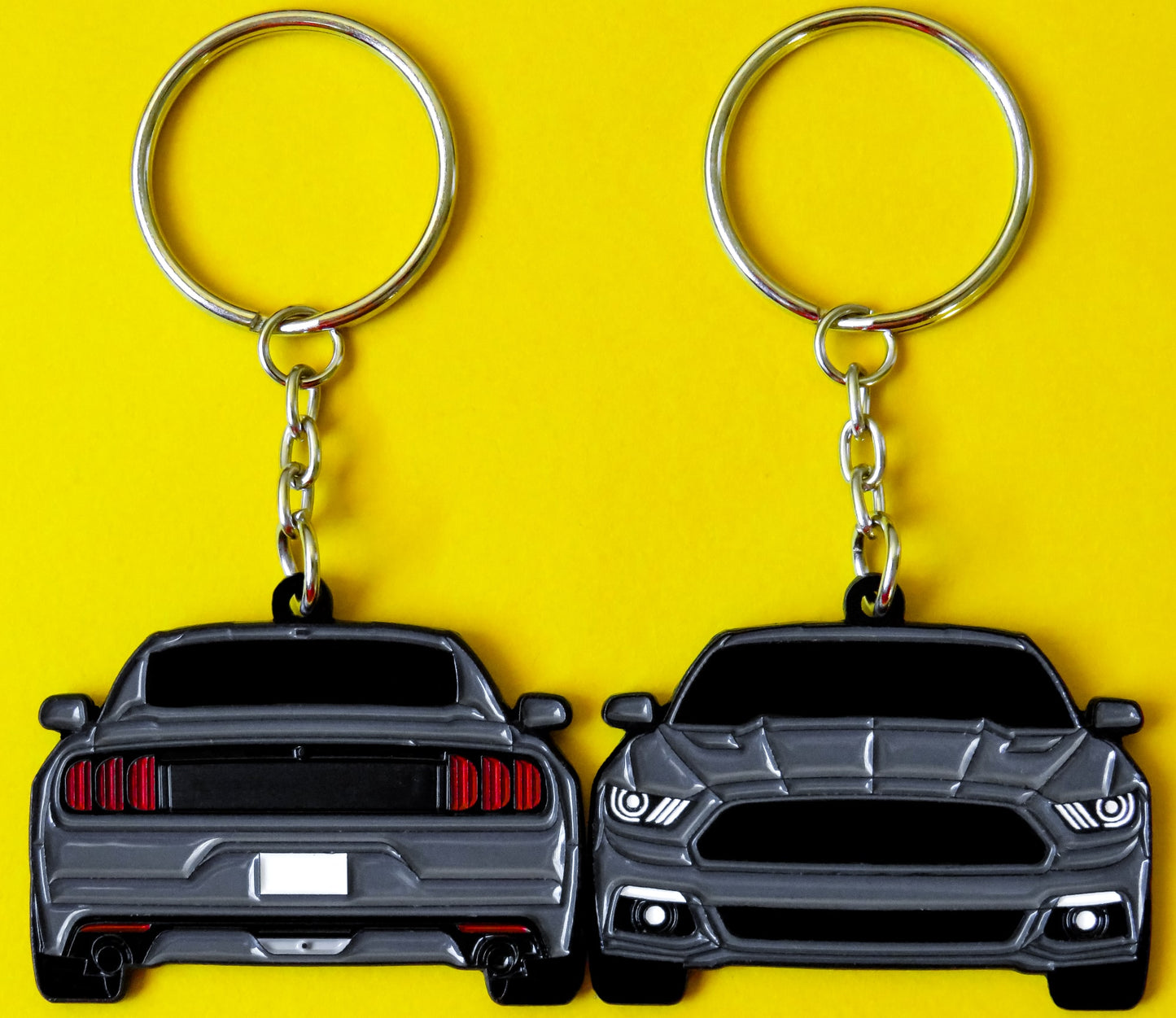 Keychain that fits on a key fob cover for Ford Mustang Gray sixth generation S550 Stang lanyard for car guys and enthusiasts, girlfriend, boyfriend, father, dad, mother, mom, him, her, and more. Apparel and parts 2015 2016 2017 2018 2019 2020 2021 2022 turbo cyclone 5.0 2.3